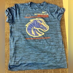 Large Boise state T shirt